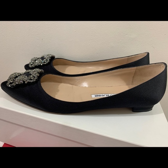 ♥️Authentic Manolo Blahnik Hangisi Flats Size 8♥️ - Picture 14 of 17